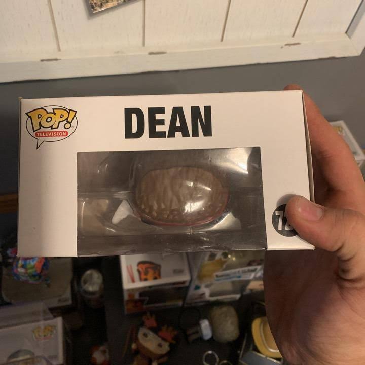 Funko Pop! Supernatural Dean (Gym Teacher) Exclusive #721 L297460