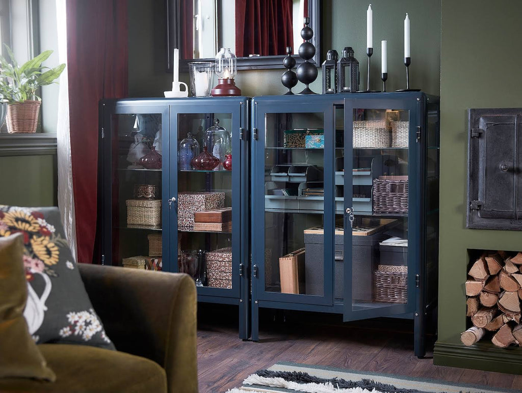Glass-Door Cabinet K6058