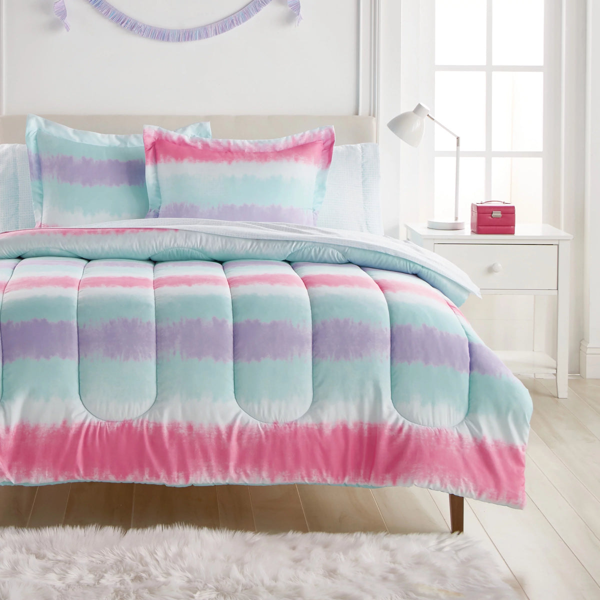Twin 5 Piece Polyester Microfiber Comforter Set K980
