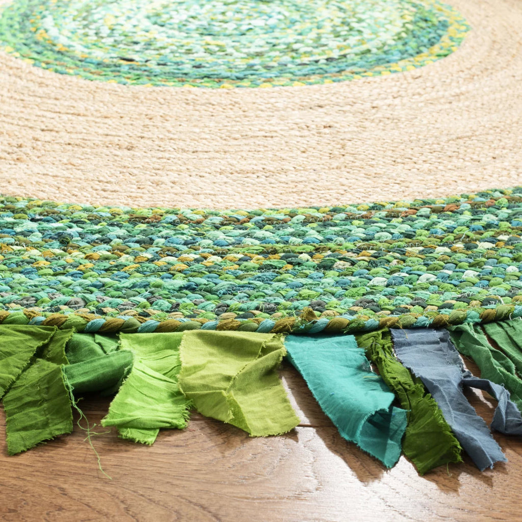 Green Natural 5' x 5' Round Braided Area Rug M51470