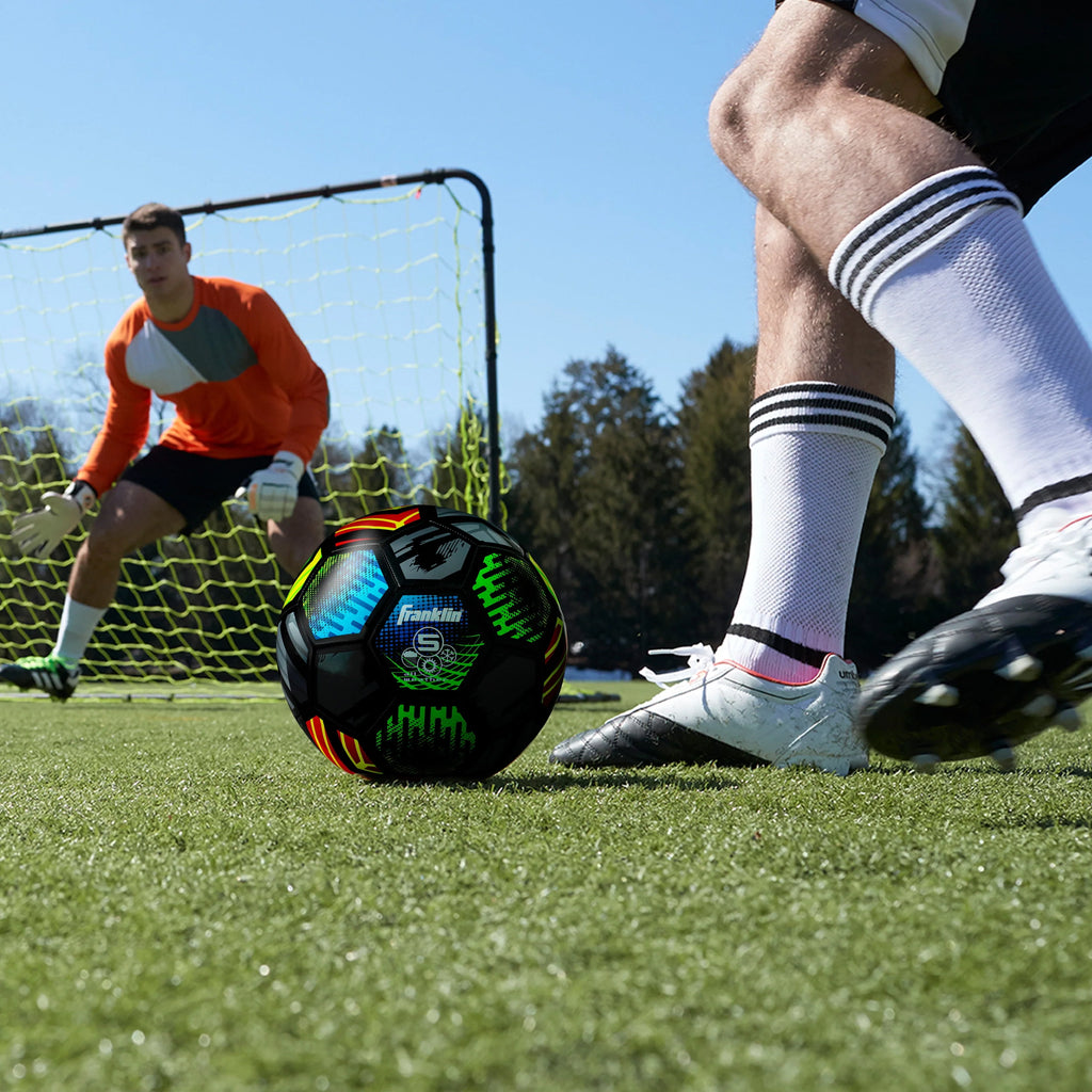 Size 5 Soccer Ball with Air Pump N1413