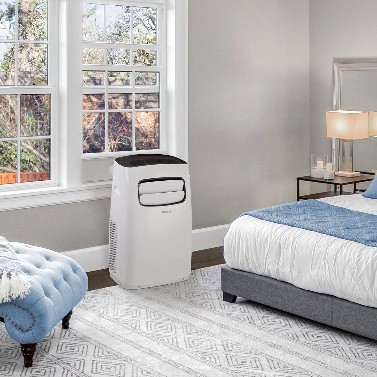5800 BTU White Portable AC Y111