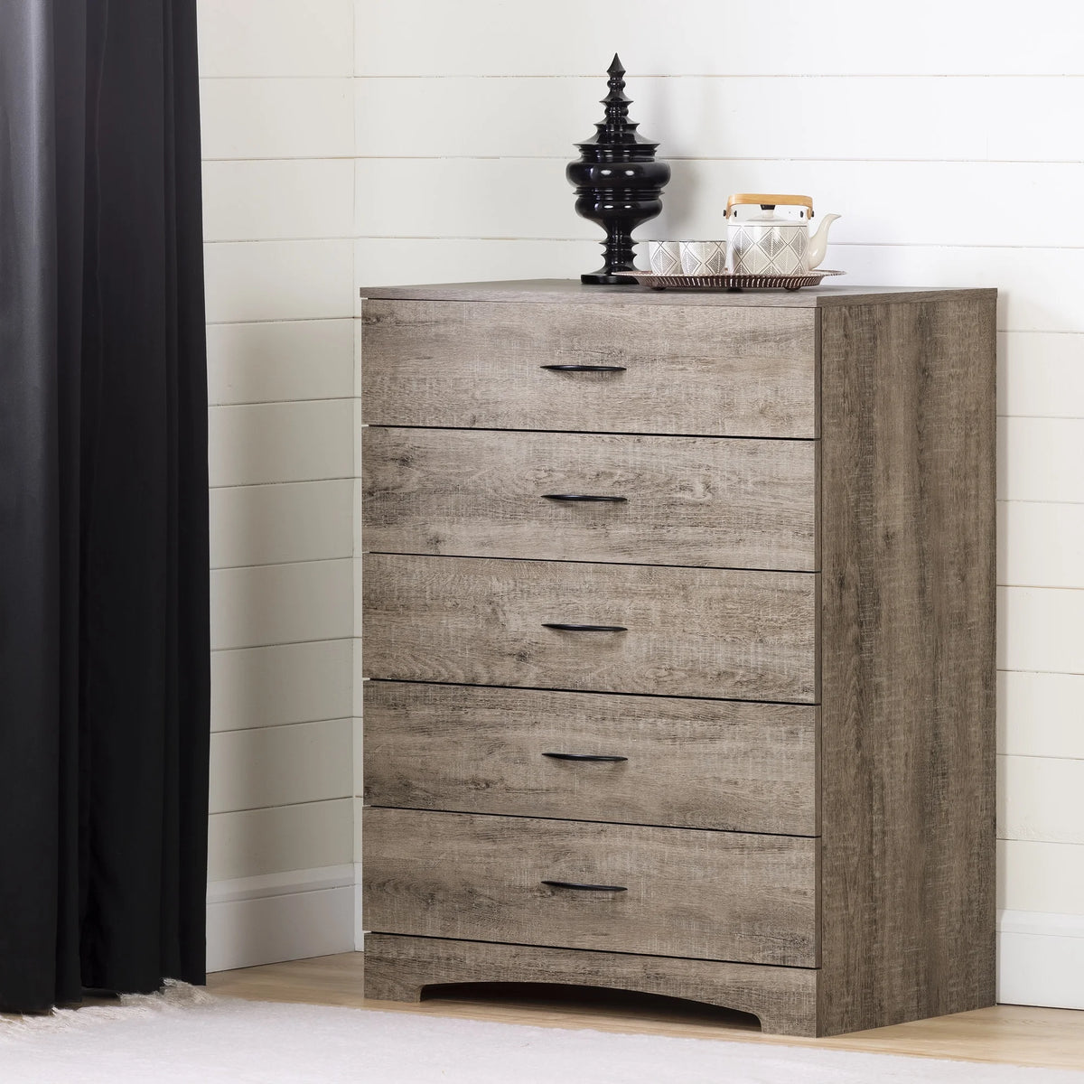 Contemporary Chest Z66630