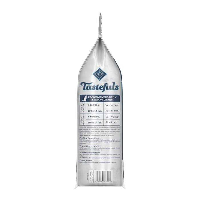 Blue Indoor Hairball & Weight Control Adult Cat Dry Food V938663