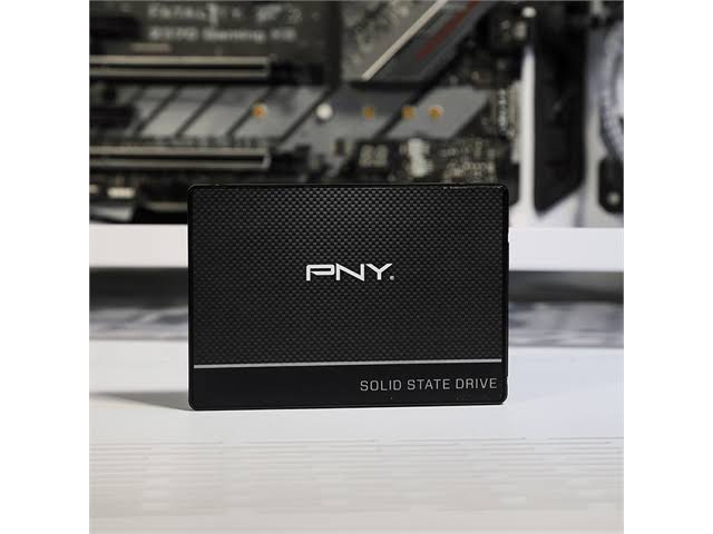 2 TB Solid State Drive - 2.5 Internal - SATA W96689