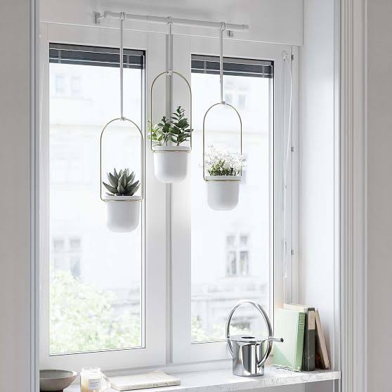 White & Brass Hanging Planter V95216