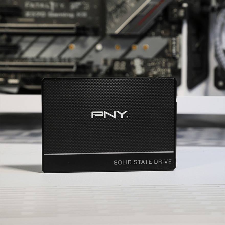 2 TB Solid State Drive - 2.5 Internal - SATA W96689