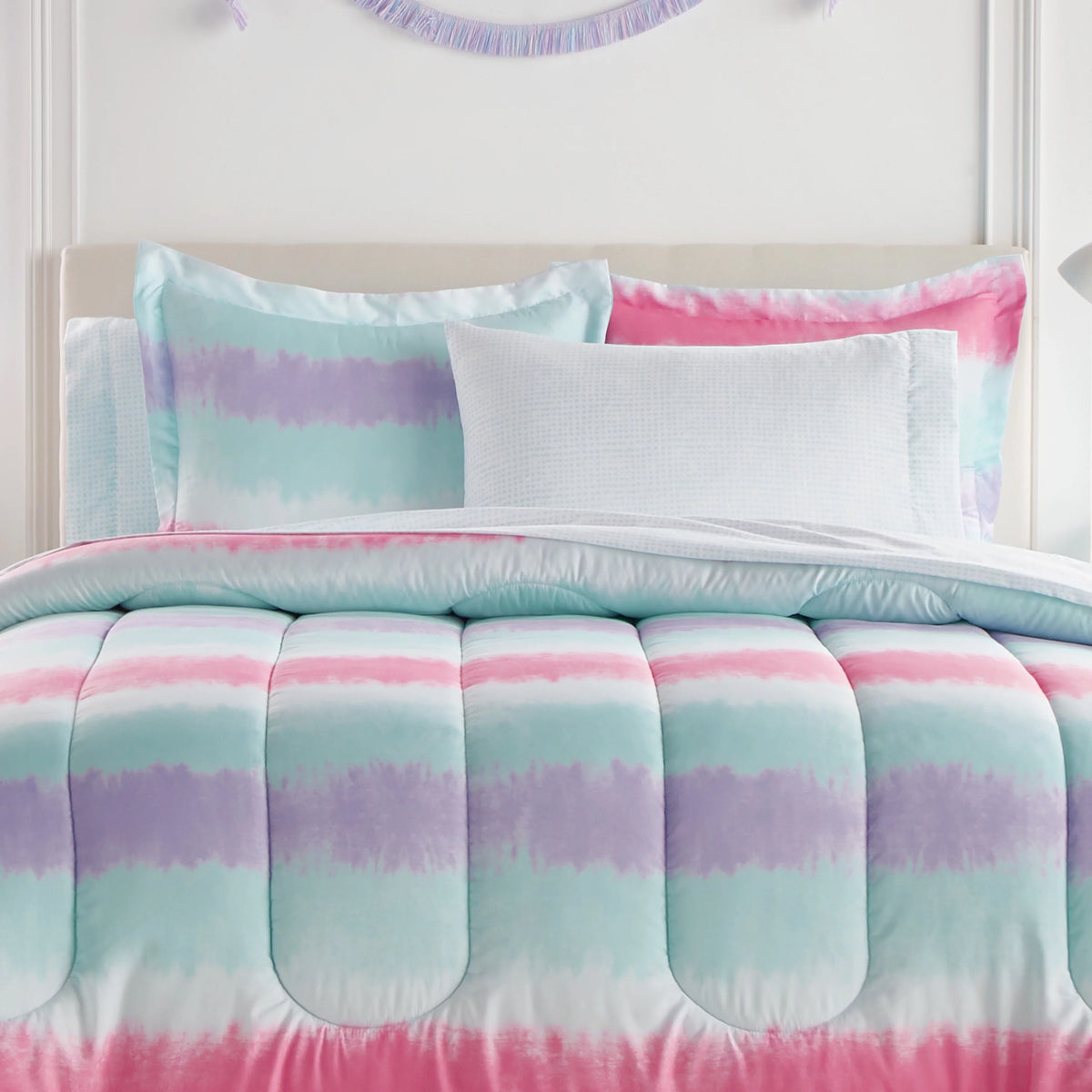 Twin 5 Piece Polyester Microfiber Comforter Set K980