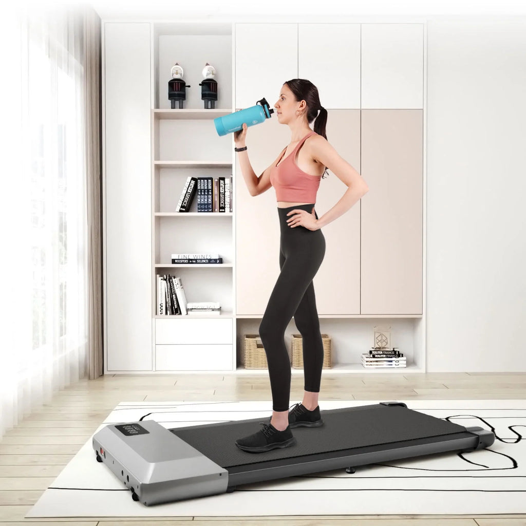 2.5Hp Ultra-Quiet Walking Pad Treadmill with Remote Control O1964
