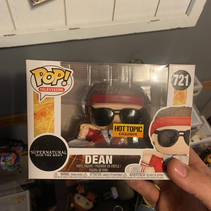 Funko Pop! Supernatural Dean (Gym Teacher) Exclusive #721 L297460